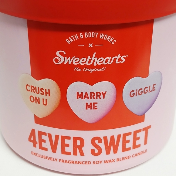 Bath and Body Works × Sweethearts 4 Ever Sweet 3 Wick Candle - Picture 2 of 4